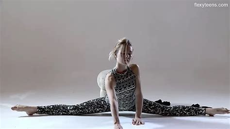 Slender Russian Teen Galina Markova Does The Splits And Shows Bald Pussy