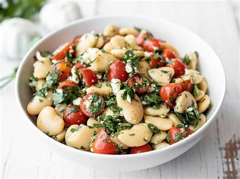 Покупаю белые бобы и готовлю изумительный салат в греческом стиле. Он и ...