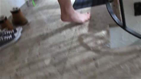 Deutsche MILF Bringt Sich Selbst Zum Orgasmus