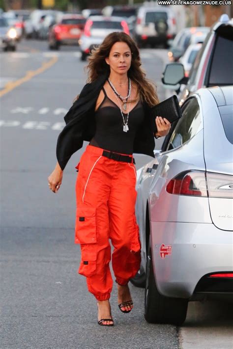 Brooke Burke Beautiful Celebrity Posing Hot Sexy Babe