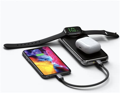 Satechi Debuts Portable Power Bank With Apple Watch And Wireless