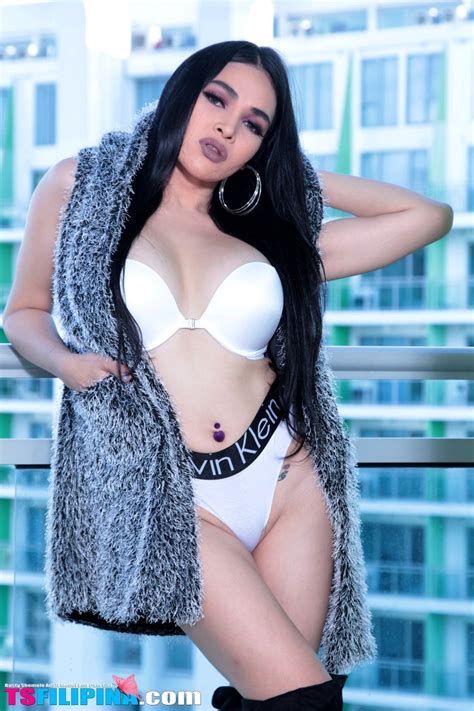 Big Boobs Big Ass And So Beautiful Amateur Shemale Photo AShemaletube