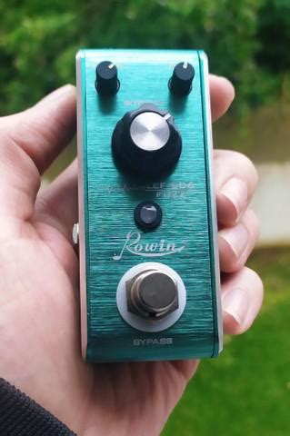 Pedal De Efeitos Guitarra Rowin Lef 606 Fuzz Distortion Em Colombo