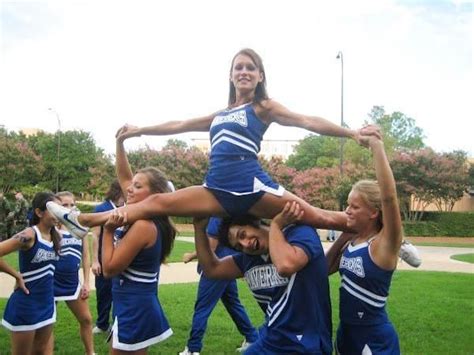 Hilarious Wtf Cheerleader Fails Must See It Will Make You Laugh