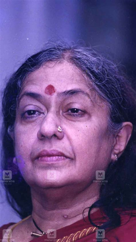 വായനക്കാരുടെ മനസ്സുകളിൽ വിപ്ലവം സൃഷ്ടിച്ച എഴുത്തുകാരി Madhavikutty