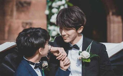 TUYỆT CHIÊU 12 cách nhận biết gay kín chính xác nhất