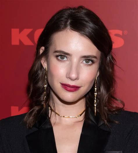 Chic Brunette Actresses In Their S Hairstylecamp