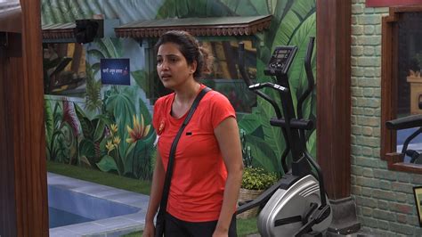 Watch Bigg Boss Marathi Season Episode Rupali Goes Full Ballistic