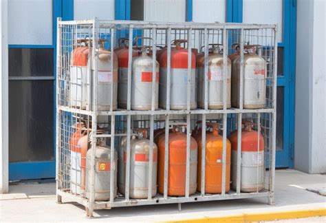 Essential Safety Guidelines For Handling And Storing Compressed Gas