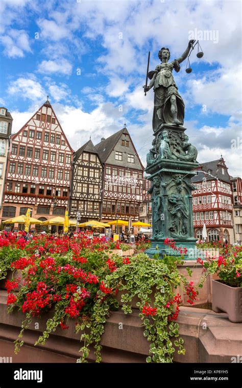 Frankfurt old town Stock Photo - Alamy