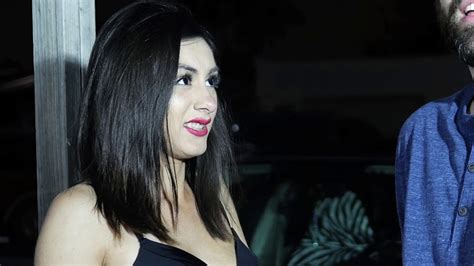 BIKINI VALLEY CAR WASH Clip I D Love To Eat You Out Sometime YouTube