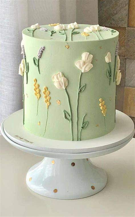 43 Cute Buttercream Flower Cake Ideas White Flower Mint Green Background