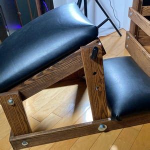 Kneeler BDSM Spanking Bench Tickle Bench Sex Chair Dungeon Furniture With Tie Downs And