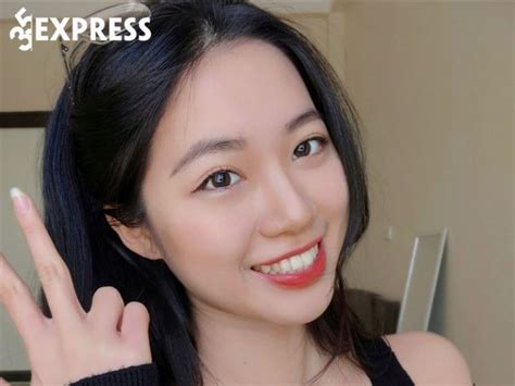 Hot Girl Thu Huy N Nguy N L Ai Th Ng Tin V I Di N Serbia T I Wc