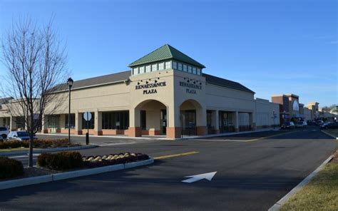 Renaissance Plaza At Freehold Township Renaissance Properties