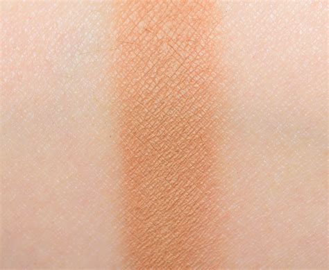 Estee Lauder X Victoria Beckham Bleu Electrique Nude Eye Duo Review Photos Swatches