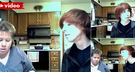 A Rea O De Uma M E Ao Descobrir Que O Seu Filho Gay Partilhado