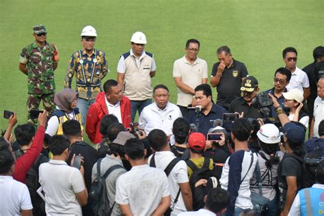 Kementerian Menpora Amali Bersama Ketum PSSI Tinjau Stadion Kapten I