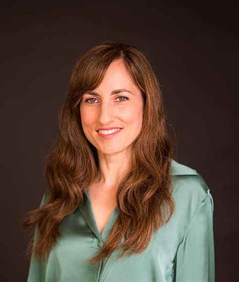 Shira Roth