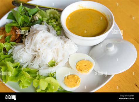 Fermented Rice Flour Noodles Hi Res Stock Photography And Images Alamy