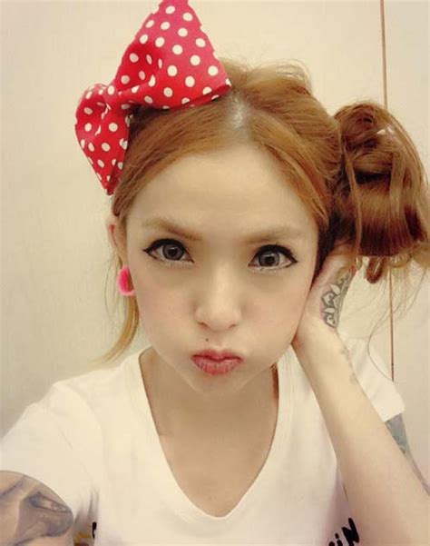 Hot girl xăm hình nổi tiếng bậc nhất Malaysia