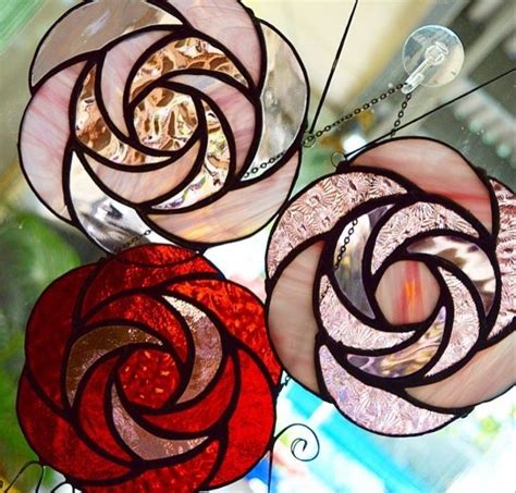 Pin By Diana Lee On Glasstastic Stained Glass Flowers Stain Glass Window Art Stained Glass Diy