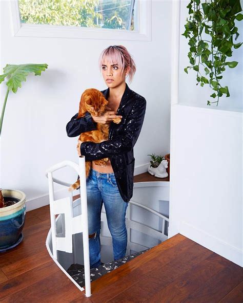 Hot And Sexy Natalie Morales Pics ThBLOG