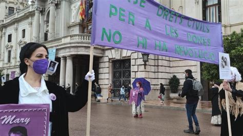 Manifestación 8m Valencia Concentración Por El Día De La Mujer