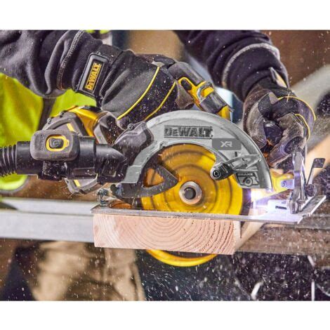 DeWalt DCS 573 M2 Scie circulaire 18 V 190 x 30 mm Brushless + 2x ...