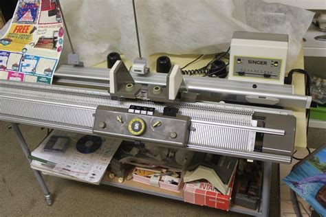 вязальная машина Singer 9000, Singer 9000