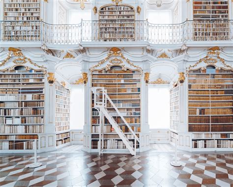 TASCHEN - Fine Book Collecting Taschen Art Books Librar...