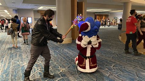 Sonic the Cosplayer on Twitter: "@sonic_hedgehog No https://t.co ...