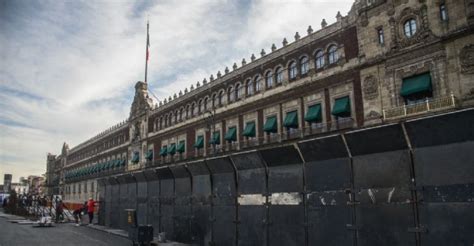 Blindan Palacio Nacional Con Vallas Por Portazo De Familiares De