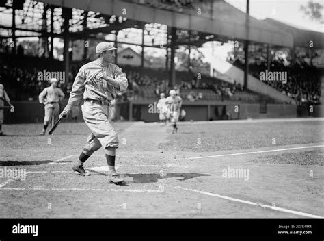Harry Hooper Boston Al Baseball 1913 Stock Photo Alamy