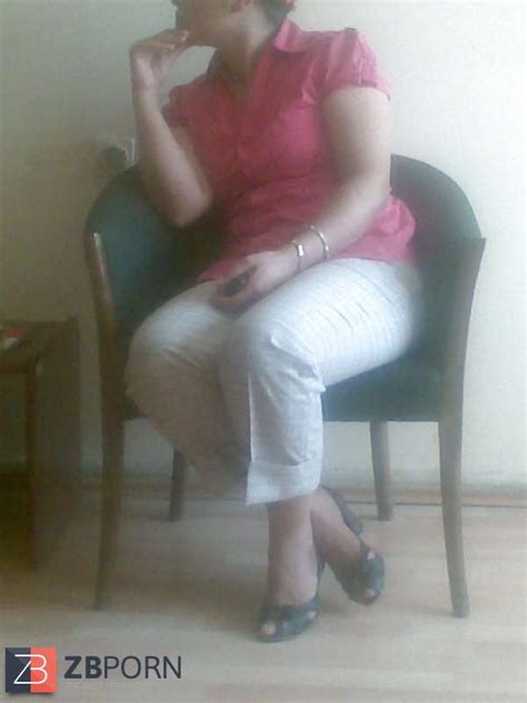 Hastayim Is Arkadasima Got Ayak Hepsi Var ZB Porn