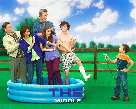 The Middle With Extreme Exaggeration It Describes The Average