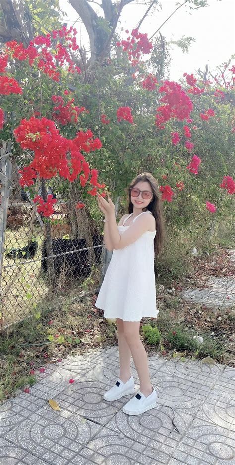 Gấp đôi visual mẹ con nhà Elly Trần Hot mom U40 trẻ bất bại thiên thần lai ra dáng thiếu nữ