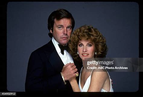 Robert Wagner Gallery Photos And Premium High Res Pictures Getty Images