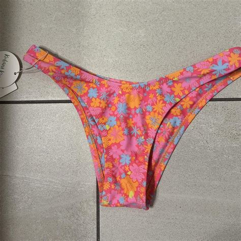 Kulani Kinis Floral Bikini Bottoms Never Worn Depop