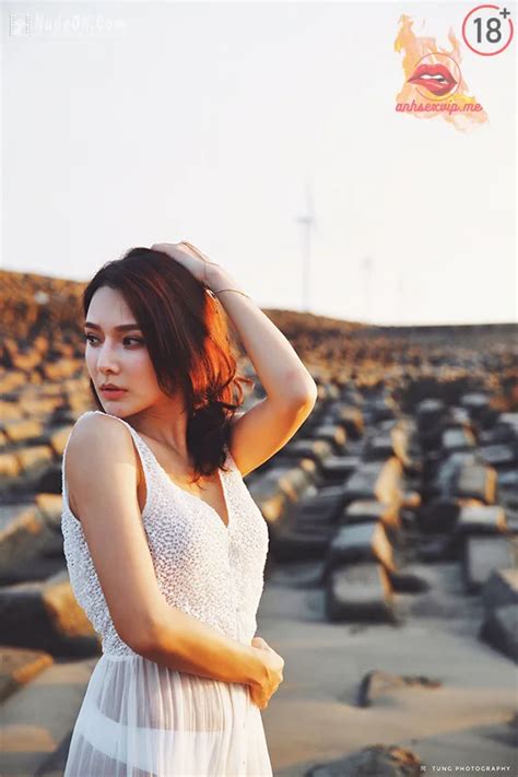 G I Xinh M C Bikini T O D Ng Sexy D I B I Bi N