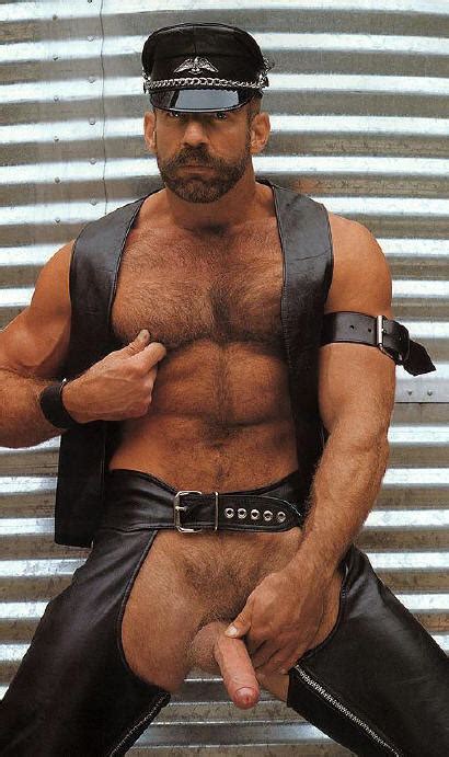 Gay Picture Daddy Bear Hunk Guys For Alternative Sex Lovers Page