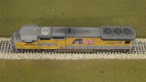 Athearn Genesis Union Pacific SD70M w/ Flared Radiators UP #4742 ...