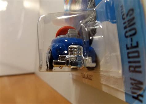 HOT WHEELS TREASURE HUNT EDICION LIMITADA PEDAL DRIVER ESPORTSVIAN