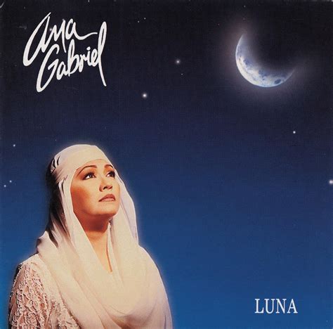 Luna: Gabriel, Ana: Amazon.ca: Music