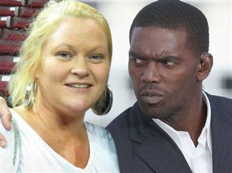 Randy Moss Bio, Wiki, Net Worth, Married, Wife, Kids, Age, Height