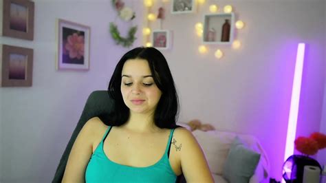 Curvy Big Natural Tits Brunette Teen Babe Webcam Show
