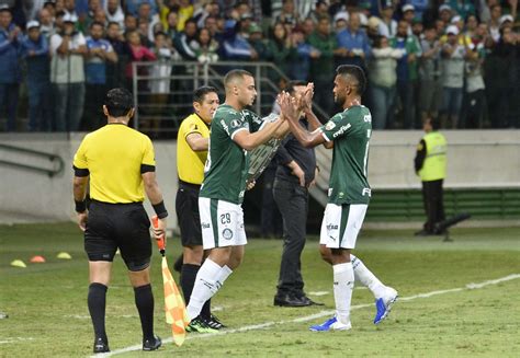 Estreante Na Arena Arthur Cabral Sonha Mais Momentos Especiais