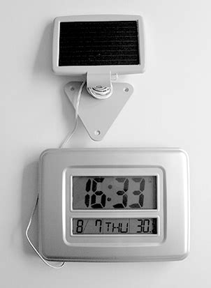 Vandasye » Blog Archive » Solar–Powered Outdoor Clock