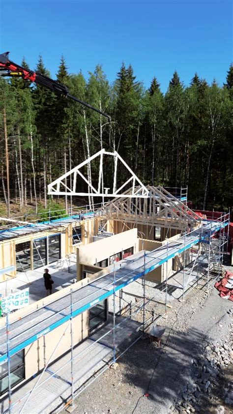 English below 👇 - Spännande uppdatering! De första takpanelerna är på ...