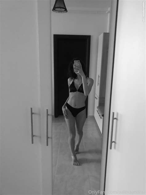 Aalexaandraa Nude OnlyFans Leaks Fappening FappeningBook